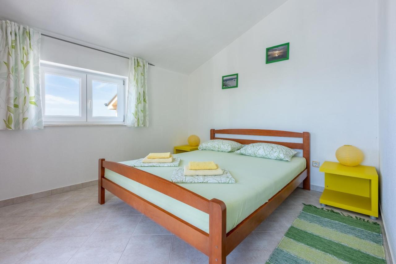 Apartmani Jaric Novi Vinodolski Luaran gambar