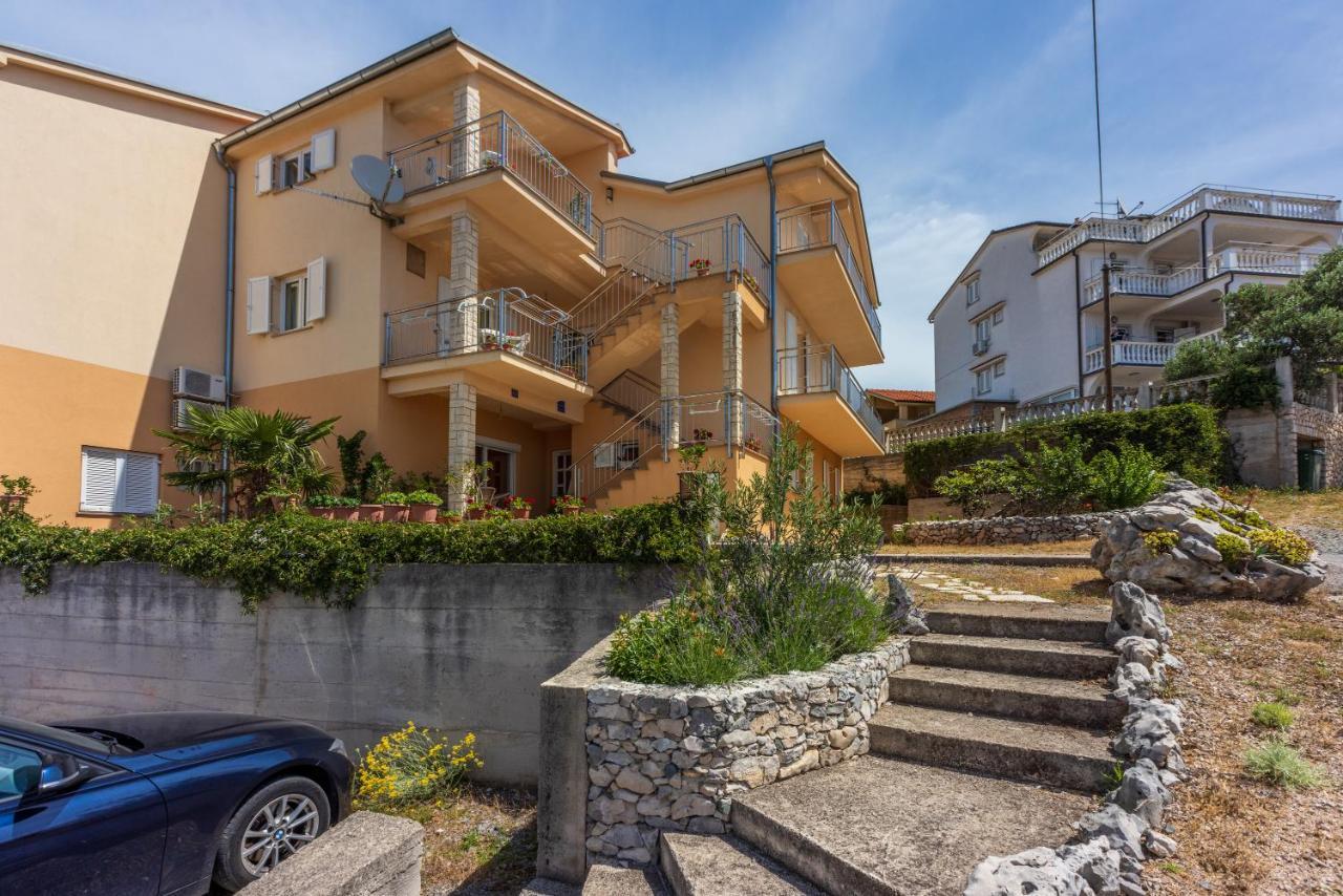 Apartmani Jaric Novi Vinodolski Luaran gambar