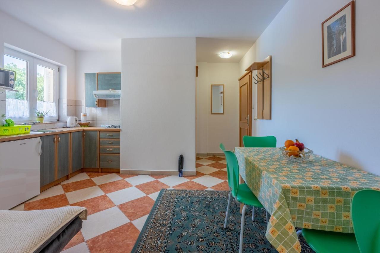 Apartmani Jaric Novi Vinodolski Luaran gambar
