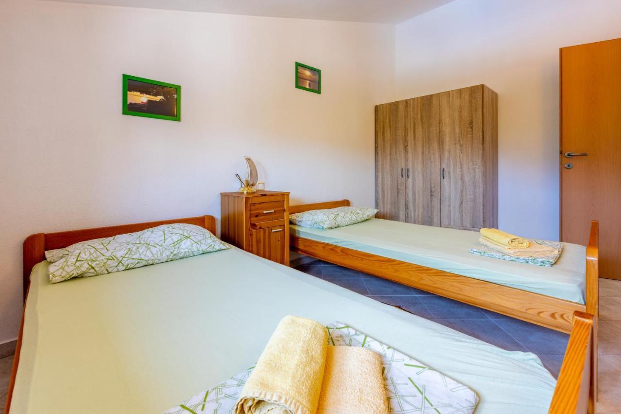 Apartmani Jaric Novi Vinodolski Luaran gambar