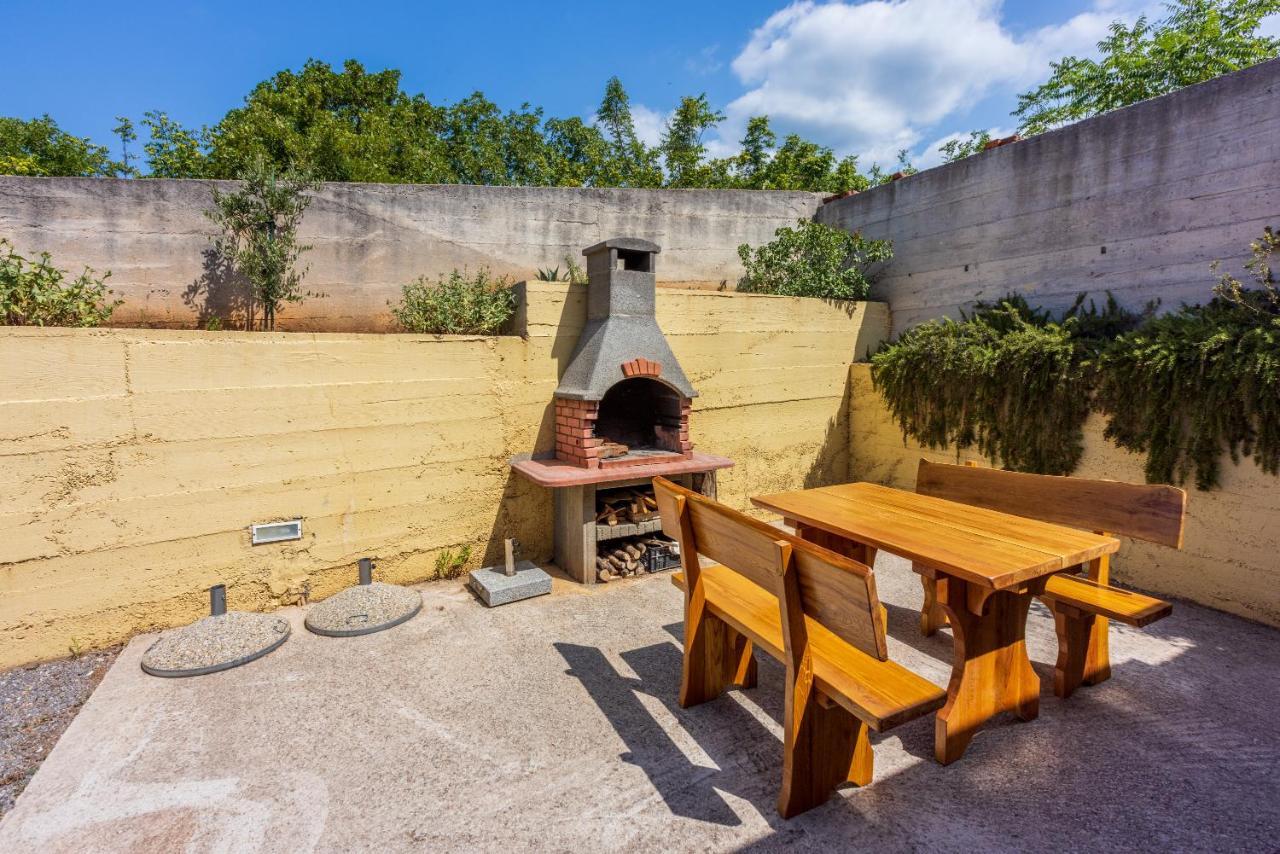 Apartmani Jaric Novi Vinodolski Luaran gambar