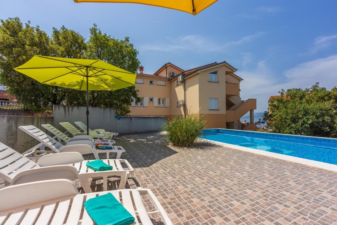 Apartmani Jaric Novi Vinodolski Luaran gambar